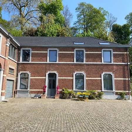 Les Appartements Du Parc Herman Ans Exteriör bild