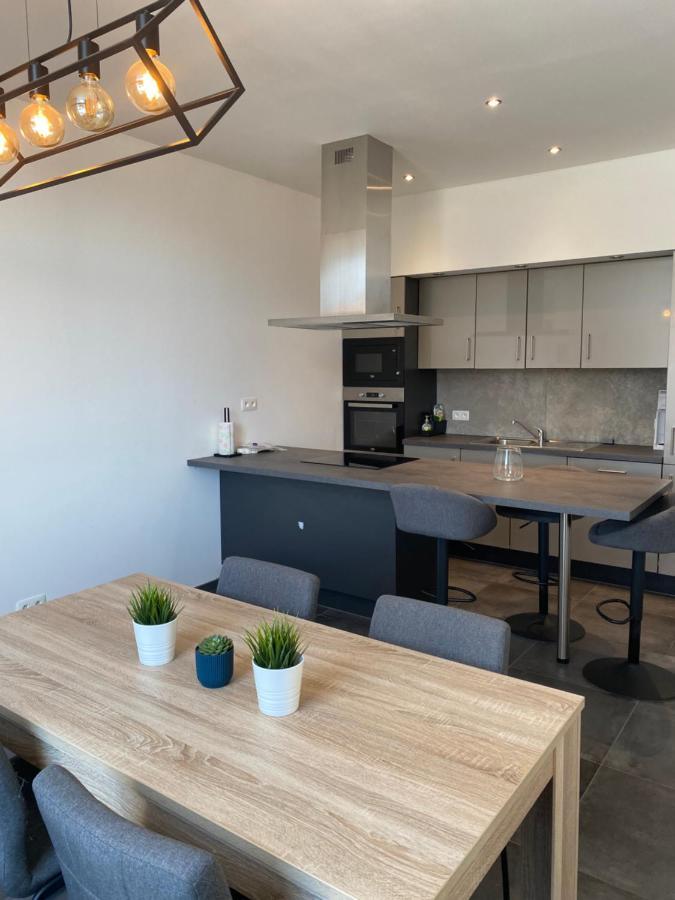 Les Appartements Du Parc Herman Ans Exteriör bild